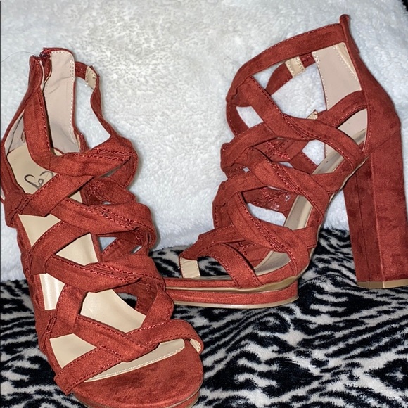 Windsor Shoes New Windsor Heels Size 7 2 Poshmark